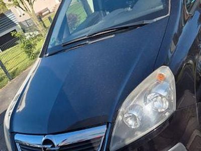 Usata Opel Zafira Sport 140 CV (102 kW) 2006 Nero Monovolume