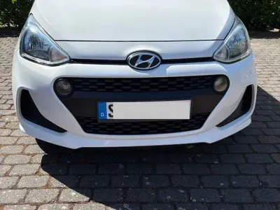 Second-hand Hyundai i10 Select 67 CP (49 kW) 2019 Alb Hatchback
