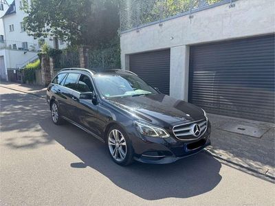 Mercedes E220