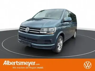 Gebraucht VW Multivan Comfortline 150 PS (110 kW) 2017 Grün Van / Kleinbus