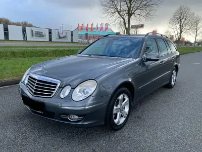 Używany Mercedes E280 Sport 190 KM (139 kW) 2008 Złoty Kombi