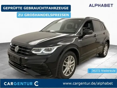 Gebraucht VW Tiguan R-line 150 PS (110 kW) 2023 Schwarz SUV