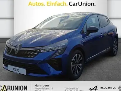 Ny Renault Clio V Authentique 65 HK (47 kW) 2025 Blå Sedan