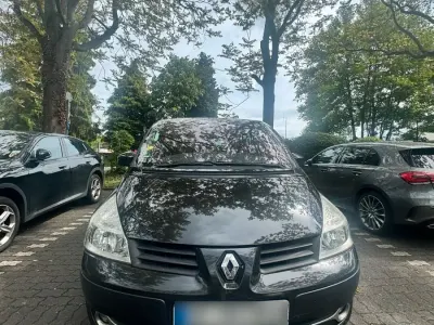 Używany Renault Grand Espace 173 KM (127 kW) 2011 Szary Minivan