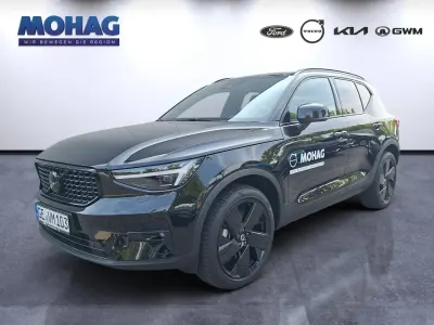 Gebraucht Volvo XC40 Plus 163 PS (119 kW) 2026 Schwarz SUV