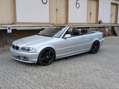 Gebraucht BMW 325 192 PS (141 kW) 2001 Silber Cabrio