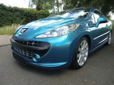 Gebraucht Peugeot 207 Platinum 177 PS (130 kW) 2008 Lack blau neysha/metallic Cabrio