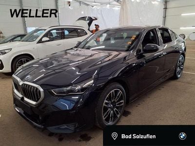 Gebraucht BMW 520 M Sport 190 PS (139 kW) 2025 Carbonschwarz (schwarz) Limousine