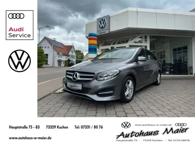 Gebraucht Mercedes B180 109 PS (80 kW) 2015 Grau Van / Kleinbus