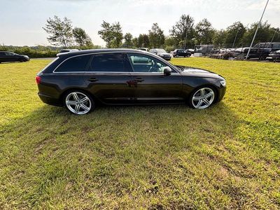 Schwarz Gebraucht 2013 Audi A6 Business Kombi | 13.499 € (Fairer Preis)