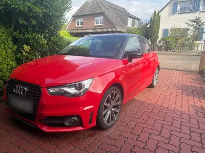 Gebraucht Audi A1 Sportback S-Line 86 PS (63 kW) 2013 Rot Kleinwagen