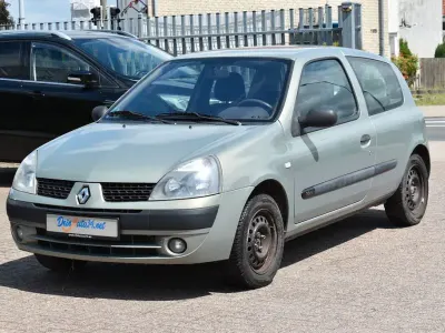 Gebraucht Renault Clio II Expression 75 PS (55 kW) 2003 Grün Limousine