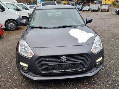 Grau Gebraucht 2019 Suzuki Swift Basic Kleinwagen | 5.500 €