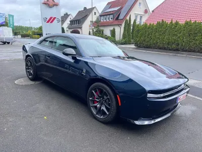 Neu Dodge Charger 500 kW (680 PS) 2026 Blau Kleinwagen