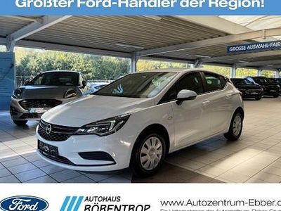 Gebraucht Opel Astra Selection 110 PS (80 kW) 2017 Weiß Limousine