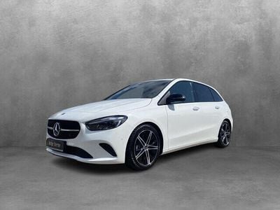 Gebraucht Mercedes B180 Progressive 136 PS (100 kW) 2025 Unilack polarweiß Van / Kleinbus