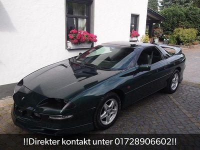 Begagnad Chevrolet Camaro 269 HK (197 kW) 1997 Grön Sportkupé