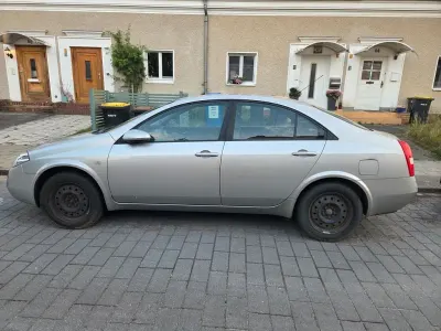 Gebraucht Nissan Primera 116 PS (85 kW) 2003 Silber Limousine