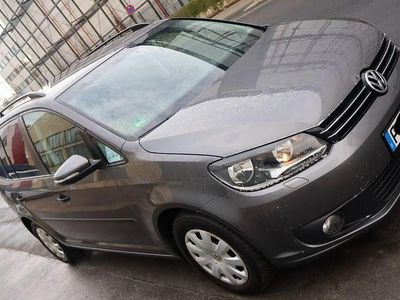 Gebraucht VW Touran Trendline 105 PS (77 kW) 2013 Grau Van / Kleinbus