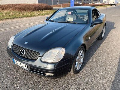 Gebraucht Mercedes SLK230 193 PS (141 kW) 1997 Schwarz Cabrio