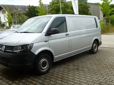Usata VW Transporter 150 CV (110 kW) 2018 Argento Furgone
