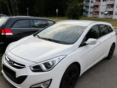 Gebraucht Hyundai i40 136 PS (100 kW) 2015 Weiß Kombi