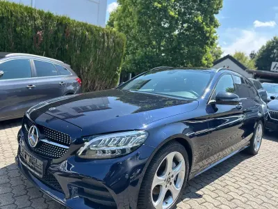 Gebraucht Mercedes C200 160 PS (117 kW) 2019 Blau Kombi