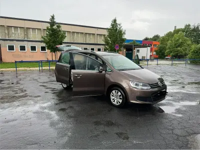 Gebraucht VW Sharan 140 PS (102 kW) 2011 Braun Van / Kleinbus