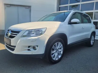 Gebraucht VW Tiguan Team 140 PS (102 kW) 2011 Weiß SUV