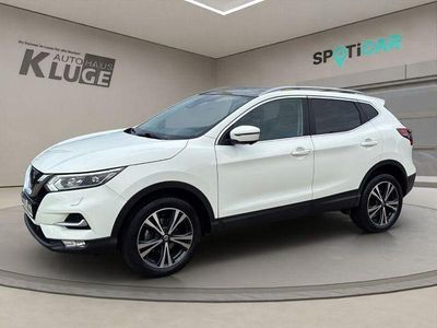 Weiß Gebraucht 2017 Nissan Qashqai N-Connecta SUV | 13.990 € (Fairer Preis)