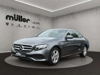 Gebraucht Mercedes E220 Avantgarde 194 PS (142 kW) 2018 Grau Limousine