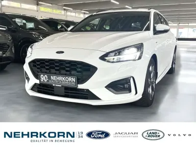 Gebraucht Ford Focus ST-Line X 155 PS (114 kW) 2021 Weiß Limousine