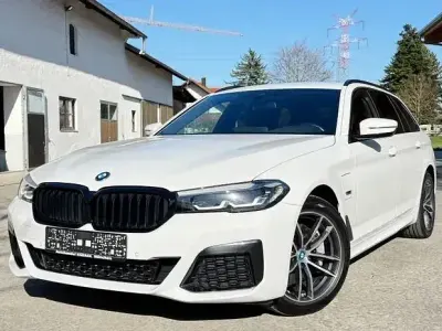 Używany BMW 530e M Sport 292 KM (214 kW) 2022 Biały Kombi