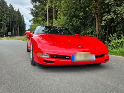 Używany Corvette C5 350 KM (257 kW) 2002 Czerwony Kabriolet