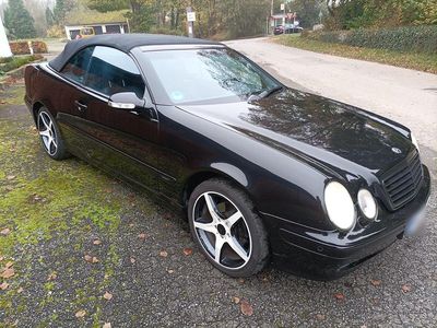 Gebraucht Mercedes CLK320 160 PS (117 kW) 2001 Schwarz Cabrio