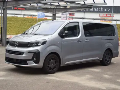 Używany Opel Zafira Life Business 177 KM (130 kW) 2024 Szary Minivan