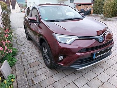 Usata Toyota RAV4 Edition 197 CV (144 kW) 2016 Rosso SUV