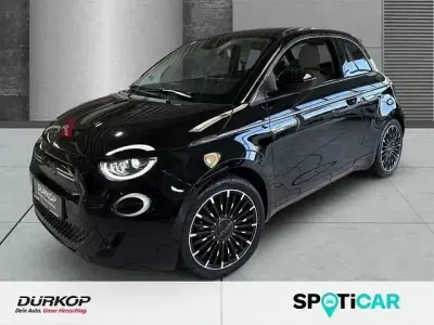 Gebraucht Fiat 500e La Prima 86 kW (118 PS) 2023 Schwarz Kleinwagen