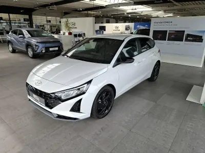 Neu Hyundai i20 Blackline 90 PS (66 kW) 2026 Atlas white Kleinwagen