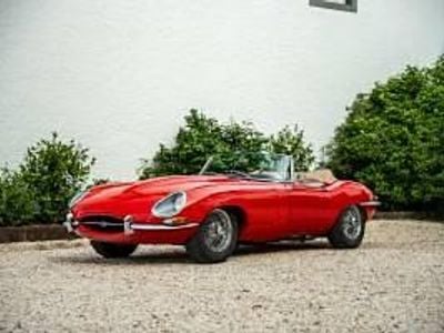 Gebraucht Jaguar E-Type 269 PS (197 kW) 1964 Rot Cabrio