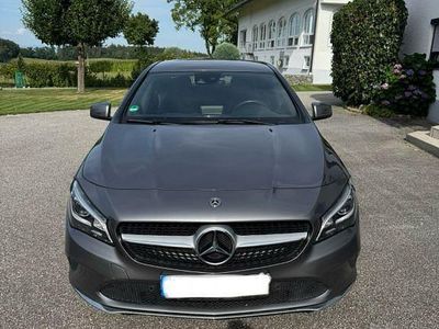 Mercedes CLA220