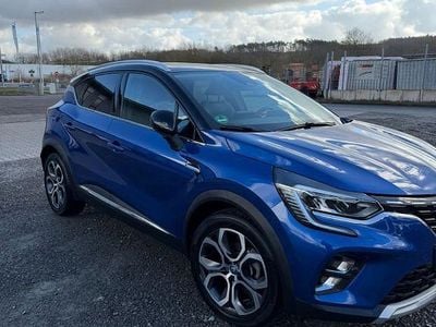 Gebraucht Renault Captur Intens 158 PS (116 kW) 2020 Blau SUV