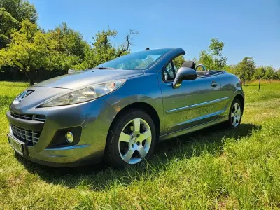Gebraucht Peugeot 207 CC Filou 120 PS (88 kW) 2010 Grau Cabrio