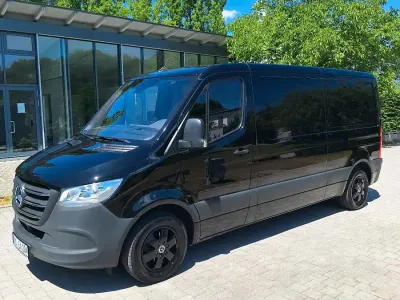Gebraucht Mercedes Sprinter 143 PS (105 kW) 2019 Schwarz Van