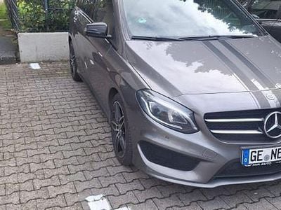 Mercedes B180
