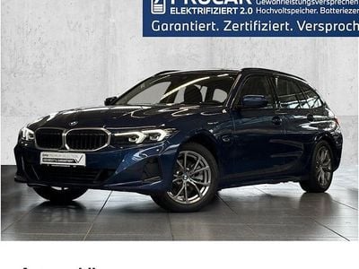 Gebraucht BMW 330e Sport Line 292 PS (214 kW) 2022 Blau Kombi