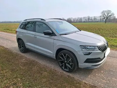 Gebraucht Skoda Karoq SportLine 150 PS (110 kW) 2020 Grau SUV