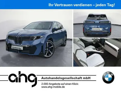 Gebraucht BMW iX3 M Sport 362 kW (493 PS) 2025 Ocean wave blau metallic SUV