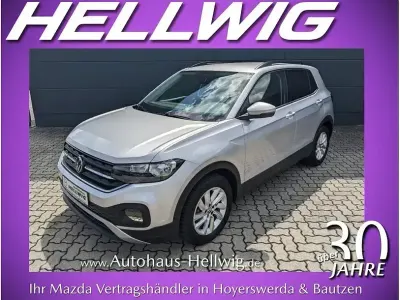 Gebraucht VW T-Cross Life 110 PS (80 kW) 2023 Reflexsilber metallic (metallic) SUV