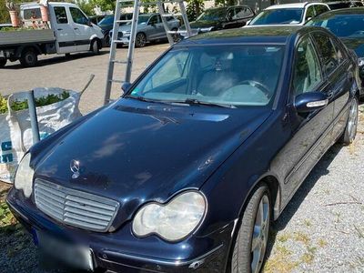 Mercedes C220